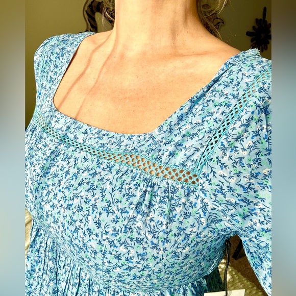 Blue Floral Long Sleeve Dress - Picture 4 of 5